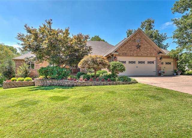 Property at 2 Windemere, Bentonville, AR 72712, 4 beds, 3 baths