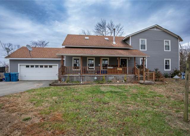 Property at 1621 & 1623 Greenhouse Rd, Bentonville, AR 72713, 6 beds, 4 baths