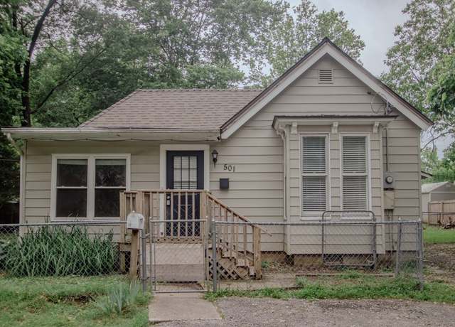 Property at 501 W Center Ave, Springdale, AR 72764, 2 beds, 1 bath