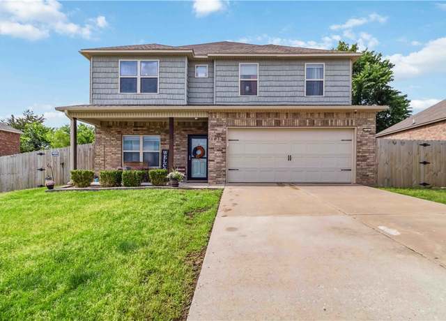 Property at 1017 Richland Creek Ave, Elkins, AR 72727, 4 beds, 2.5 baths