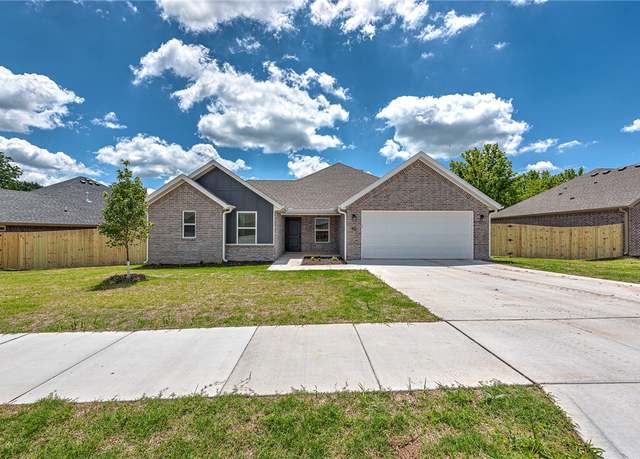 Property at 55 W Watson Ln, Farmington, AR 72730, 4 beds, 2 baths