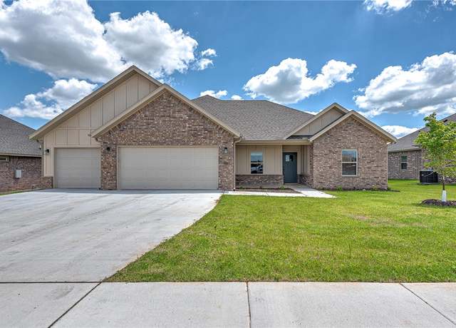 Property at 98 N Banner Ave, Farmington, AR 72730, 4 beds, 2 baths