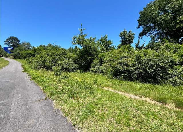 Property at 318 N Broadway St, Casa, AR 72025