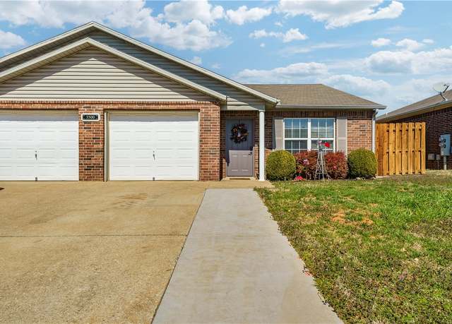 Property at 3500 SW Landau Ct, Bentonville, AR 72712, 4 beds, 2 baths
