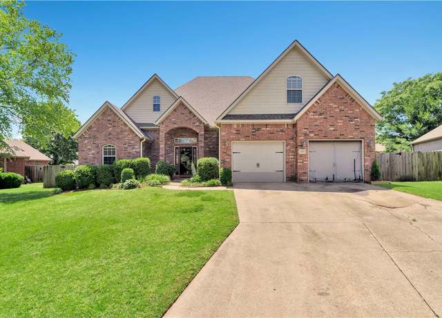 Property at 4755 W Plymouth Rock Pl, Fayetteville, AR 72704, 5 beds, 3.5 baths