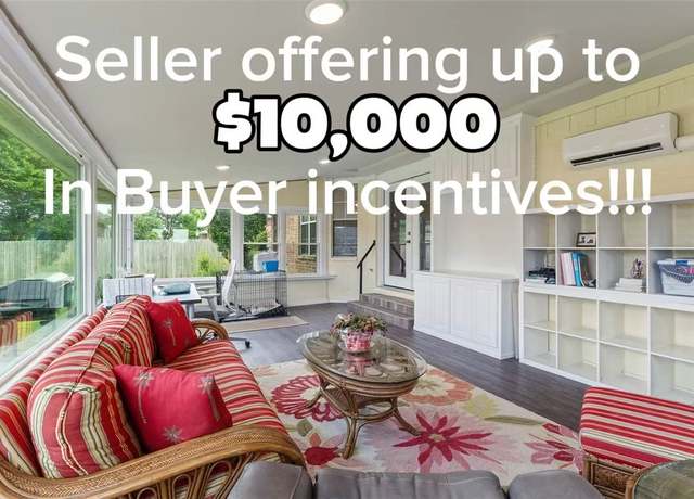 Property at 2304 SW 17th St, Bentonville, AR 72713, 3 beds, 2 baths