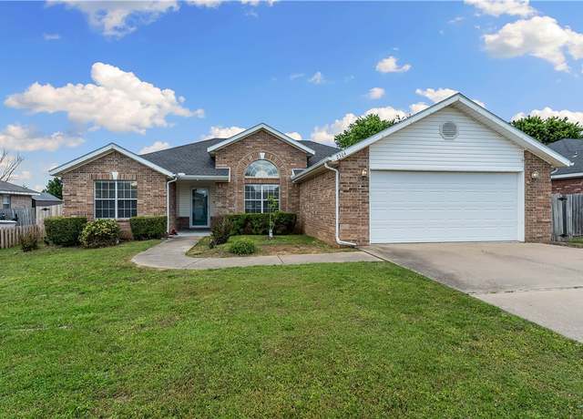 Property at 2304 SW 17th St, Bentonville, AR 72713, 3 beds, 2 baths