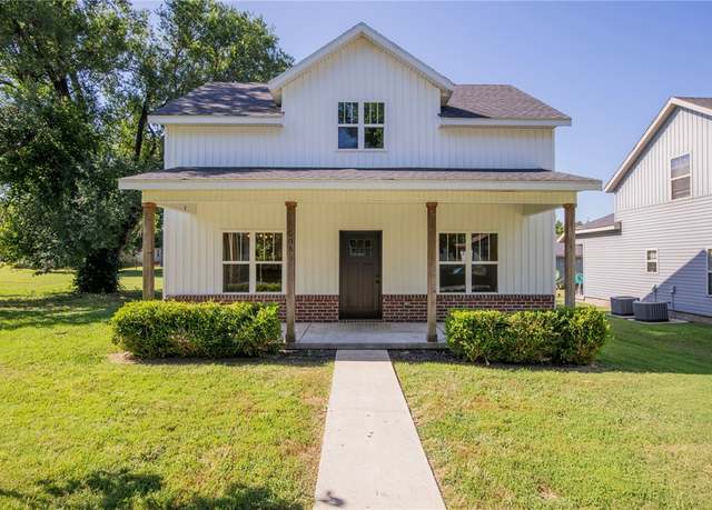 Property at 505 Birmingham St, Gravette, AR 72736, 3 beds, 2.5 baths
