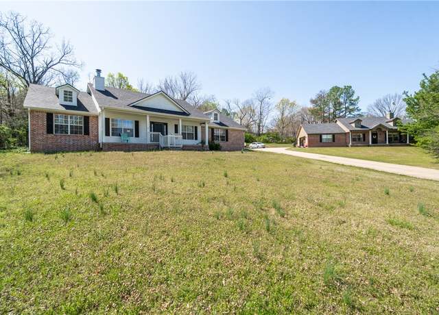 Property at 1373 & 1387 E Mission Blvd, Fayetteville, AR 72701, 8 beds, 4 baths