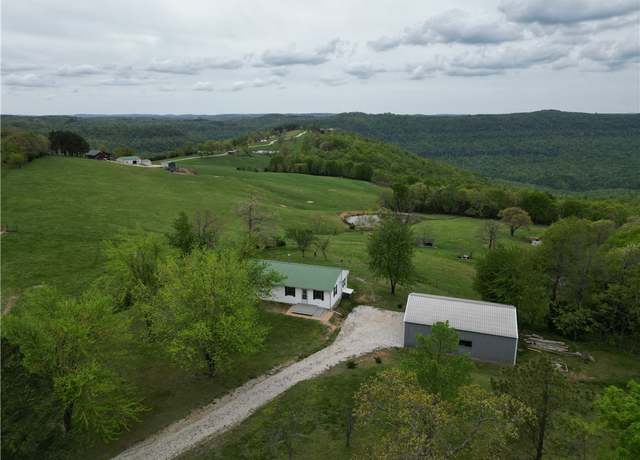 Property at 375 Nc 8362, Jasper, AR 72641, 3 beds, 2 baths