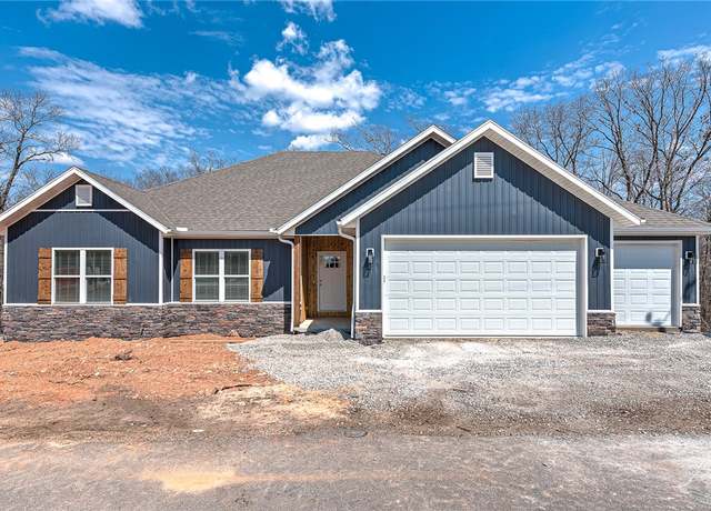 Property at 40 Glyndebourne Dr, Bella Vista, AR 72714, 3 beds, 2 baths