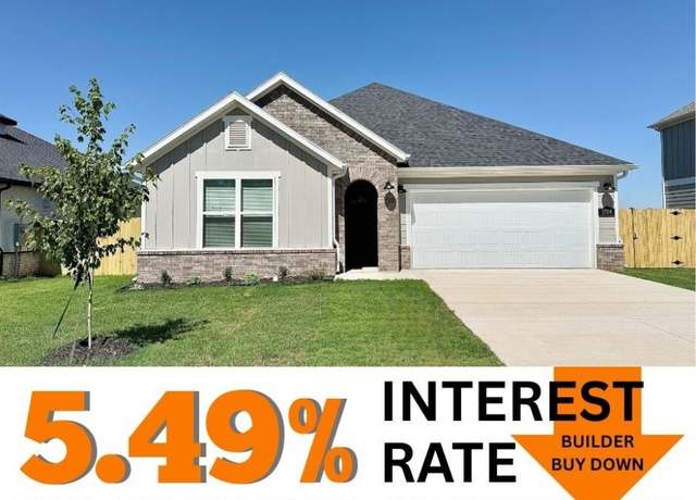 Property at 3704 Tranquility St, Springdale, AR 72764, 3 beds, 2 baths