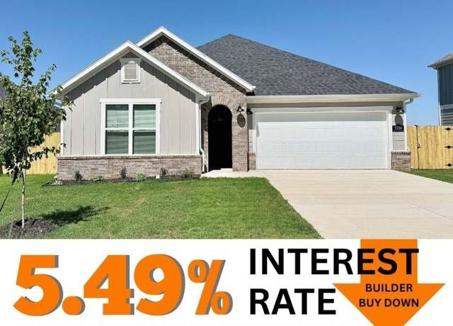 Property at 3704 Tranquility St, Springdale, AR 72764, 3 beds, 2 baths