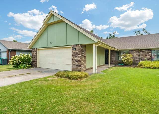 Property at 1008 W Linden St, Rogers, AR 72756, 3 beds, 2 baths
