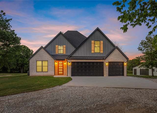 Property at 13040 Seba Rd, Centerton, AR 72719, 4 beds, 3 baths