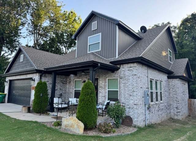Property at 380 W Kinniburgh Dr, Farmington, AR 72730, 4 beds, 2.5 baths