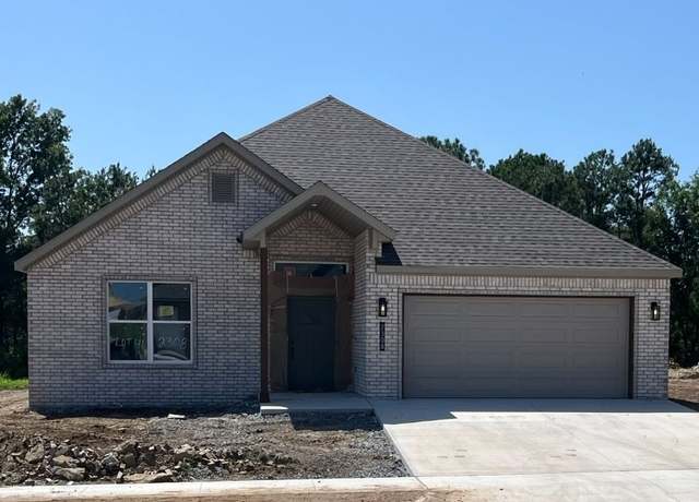 Property at 2308 Lexington St, Siloam Springs, AR 72761, 4 beds, 2 baths