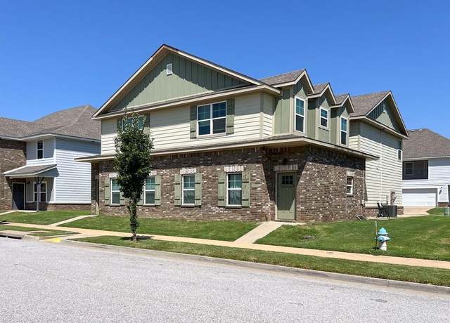 Property at 4110 & 4112 W Sardinia Way, Fayetteville, AR 72704, 6 beds, 7 baths