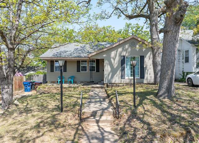 Property at 2209 Z St, Fort Smith, AR 72901, 2 beds, 1 bath