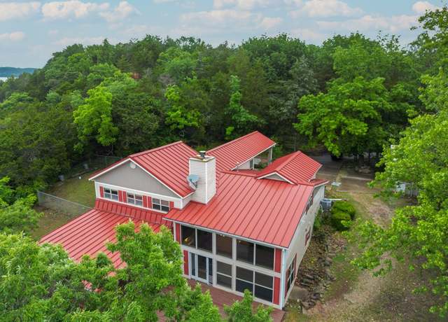 Property at 8743 Stuckey Ln, Rogers, AR 72756, 3 beds, 3 baths