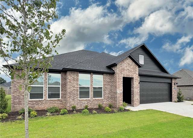 Property at 405 W Gosling Isle, Farmington, AR 72730, 3 beds, 2 baths