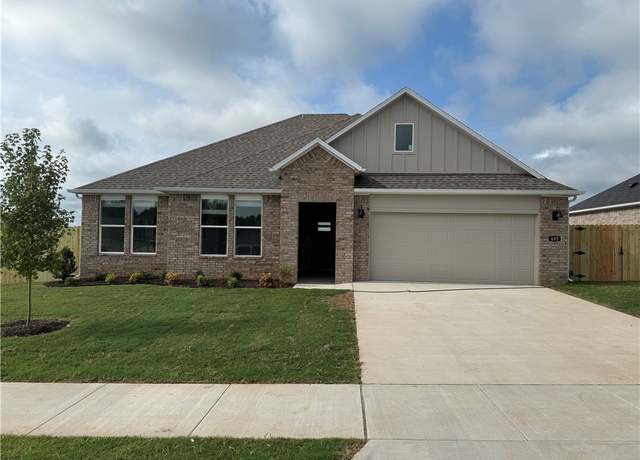 Property at 405 W Gosling Isle, Farmington, AR 72730, 3 beds, 2 baths