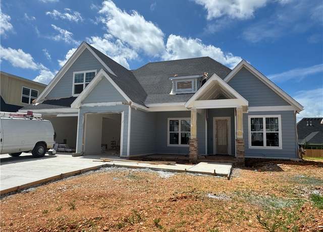 Property at 2725 Amaris Ave, Lowell, AR 72745, 4 beds, 3 baths