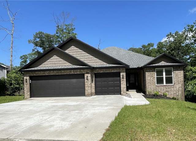Property at 5 Burns Cir, Bella Vista, AR 72714, 3 beds, 2 baths