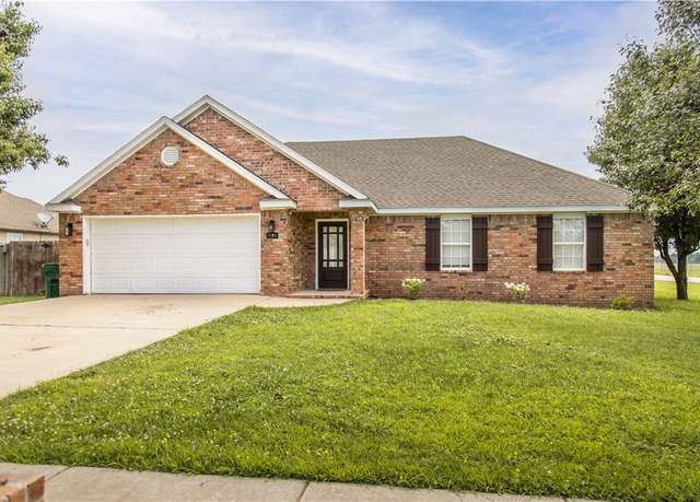 Property at 570 Bonanza St, Centerton, AR 72719, 4 beds, 3.5 baths
