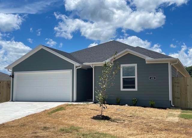 Property at 420 Raegan St, Prairie Grove, AR 72753, 3 beds, 2 baths