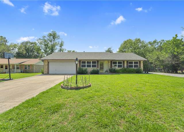 Property at 802 Buford St, Springdale, AR 72762, 3 beds, 2 baths