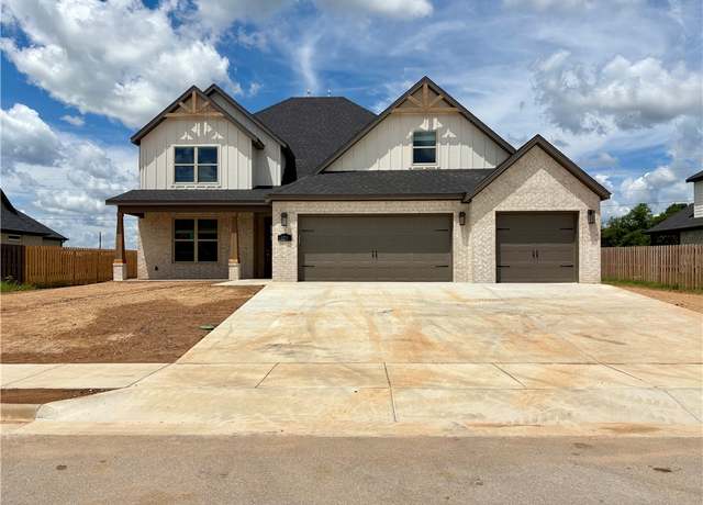 Property at 1211 Montieri Dr, Centerton, AR 72719, 4 beds, 3.5 baths