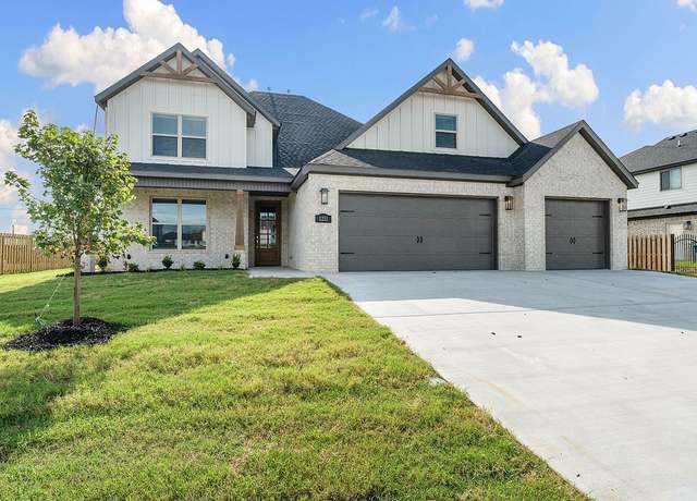 Property at 1211 Montieri Dr, Centerton, AR 72719, 4 beds, 3.5 baths