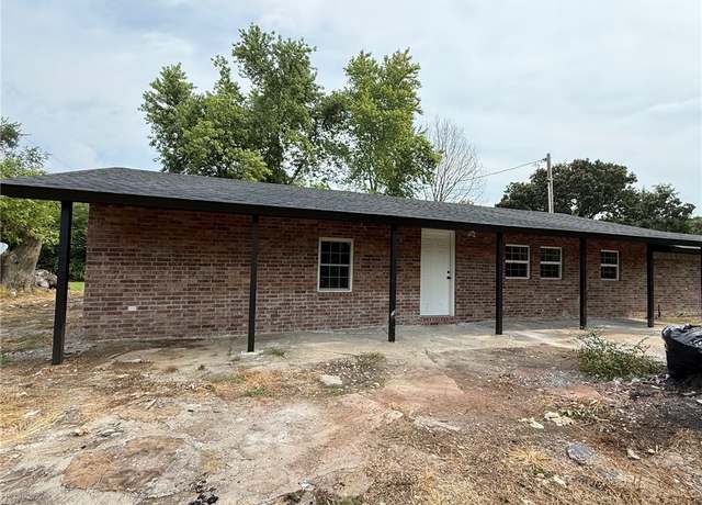 Property at 57128 S 690 Rd, Colcord, OK 74338, 3 beds, 2 baths