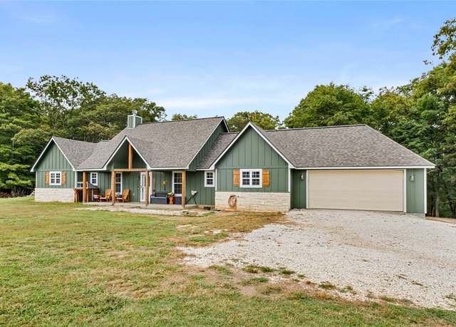 Property at 17609 Black Oak Rd, Winslow, AR 72959, 3 beds, 2.5 baths