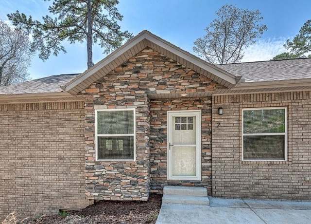 Property at 7 Woore Ln, Bella Vista, AR 72714, 5 beds, 2.5 baths