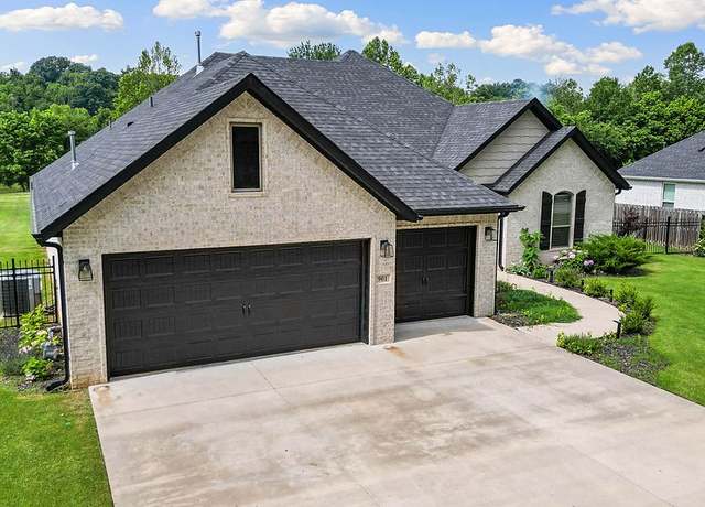 Property at 901 Sugar Creek Rd, Pea Ridge, AR 72751, 4 beds, 2.5 baths