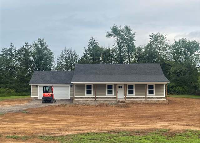 Property at 365 Cr 3339, Clarksville, AR 72830, 3 beds, 2 baths