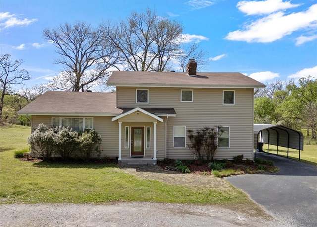Property at 3030 N Mount Olive St, Siloam Springs, AR 72761, 3 beds, 2.5 baths