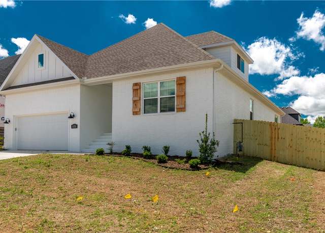 Property at 3676 E Greystone Dr, Fayetteville, AR 72764, 3 beds, 2 baths
