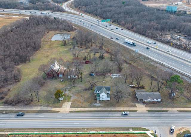 Property at 1295 Van Asche Dr, Fayetteville, AR 72704