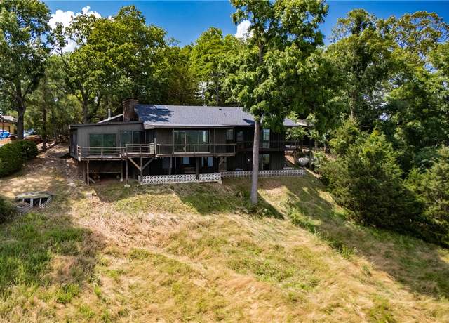 Property at 409 Hillcrest Rd, Eureka Springs, AR 72631, 3 beds, 3 baths