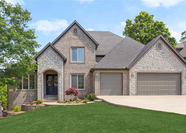 Property at 7009 W Inglewood Dr, Rogers, AR 72758, 4 beds, 4.5 baths
