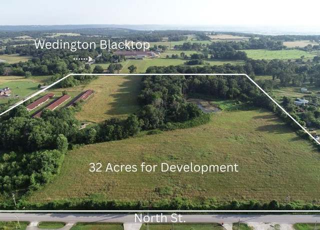 Property at 208 S Wedington Blacktop Rd, Lincoln, AR 72744