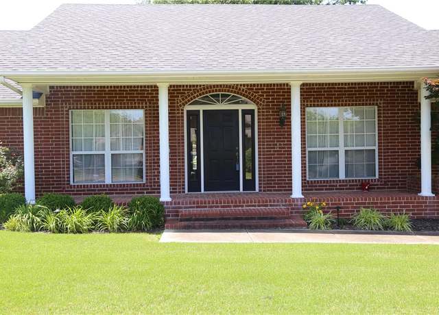Property at 1850 Silverado Pl, Springdale, AR 72762, 4 beds, 3 baths