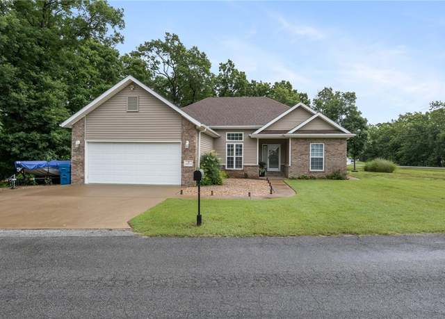Property at 2 Moniave Ln, Bella Vista, AR 72715, 2 beds, 2 baths