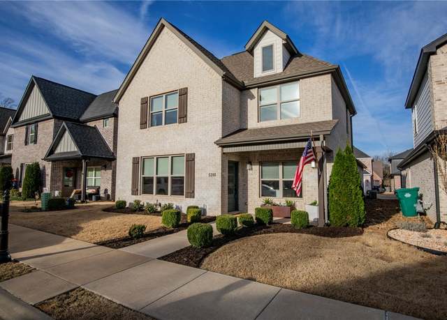 Property at 5208 S Brookmere St, Rogers, AR 72758, 3 beds, 2.5 baths