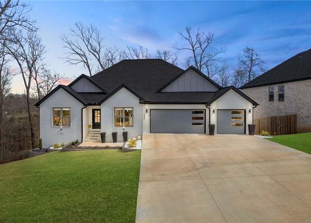 Property at 1904 NE Frost Dr, Bentonville, AR 72712, 4 beds, 4 baths