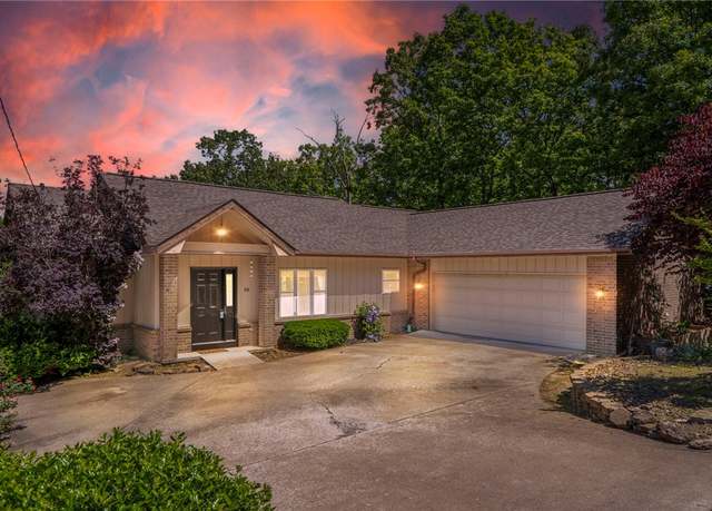 Property at 10 Forfar Cir, Bella Vista, AR 72715, 3 beds, 2 baths