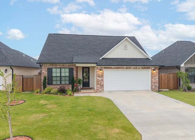 Property at 9116 Kirkwood Rdg, Fort Smith, AR 72916, 3 beds, 2.5 baths